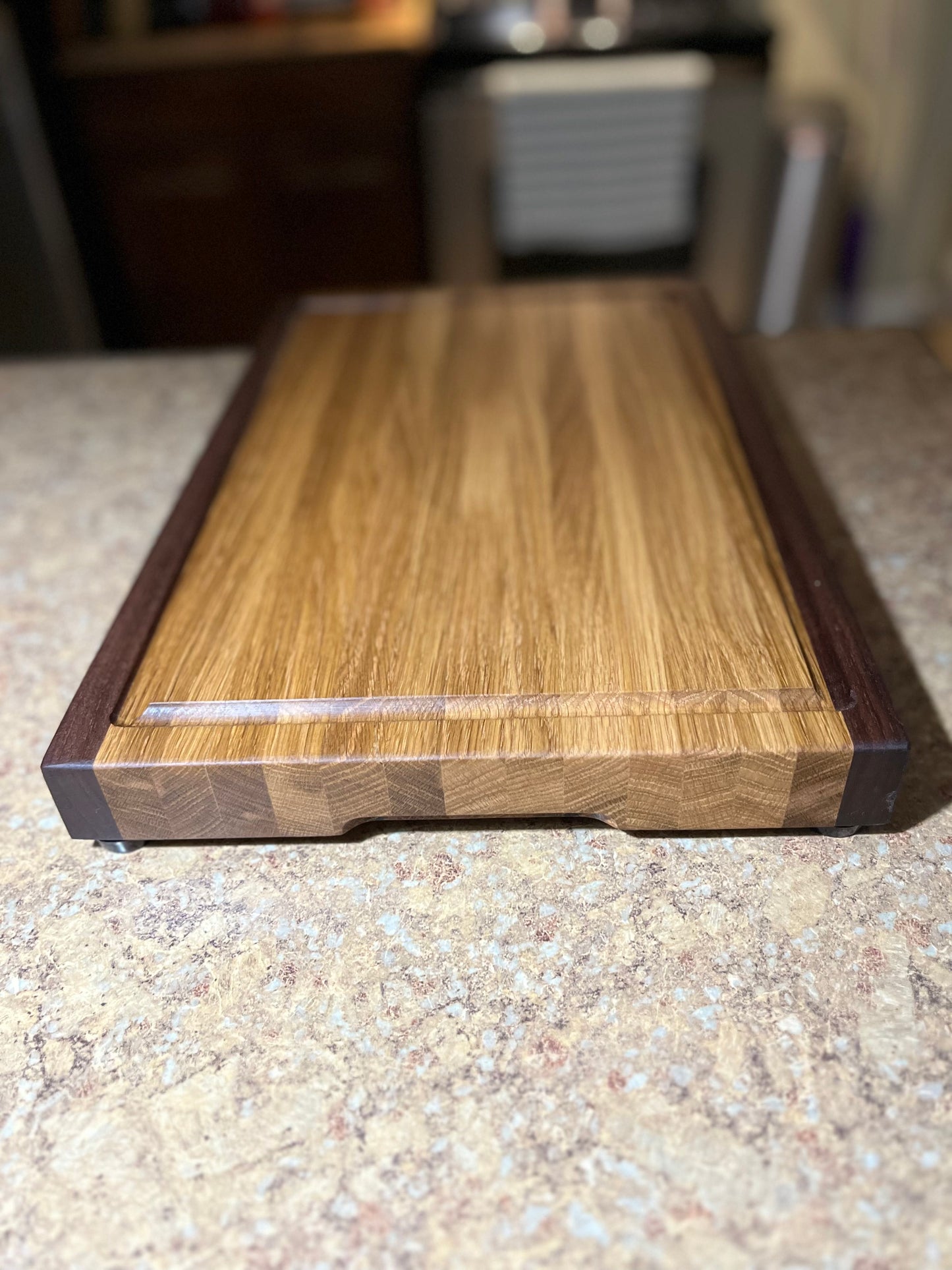 BLACK WALNUT AND WHITE OAK CUTTING BOARD