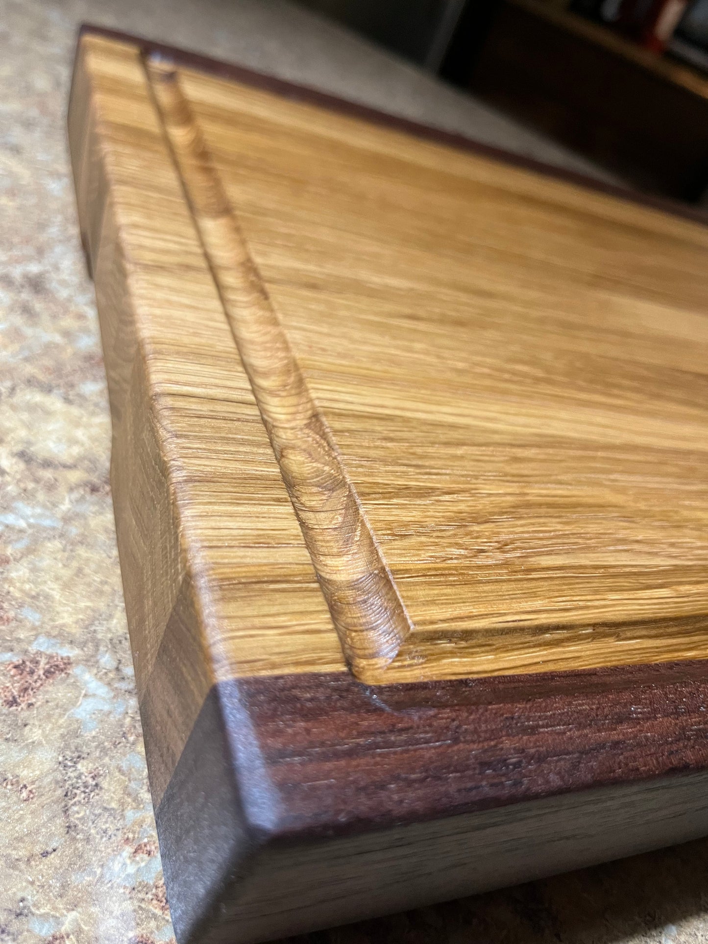 BLACK WALNUT AND WHITE OAK CUTTING BOARD