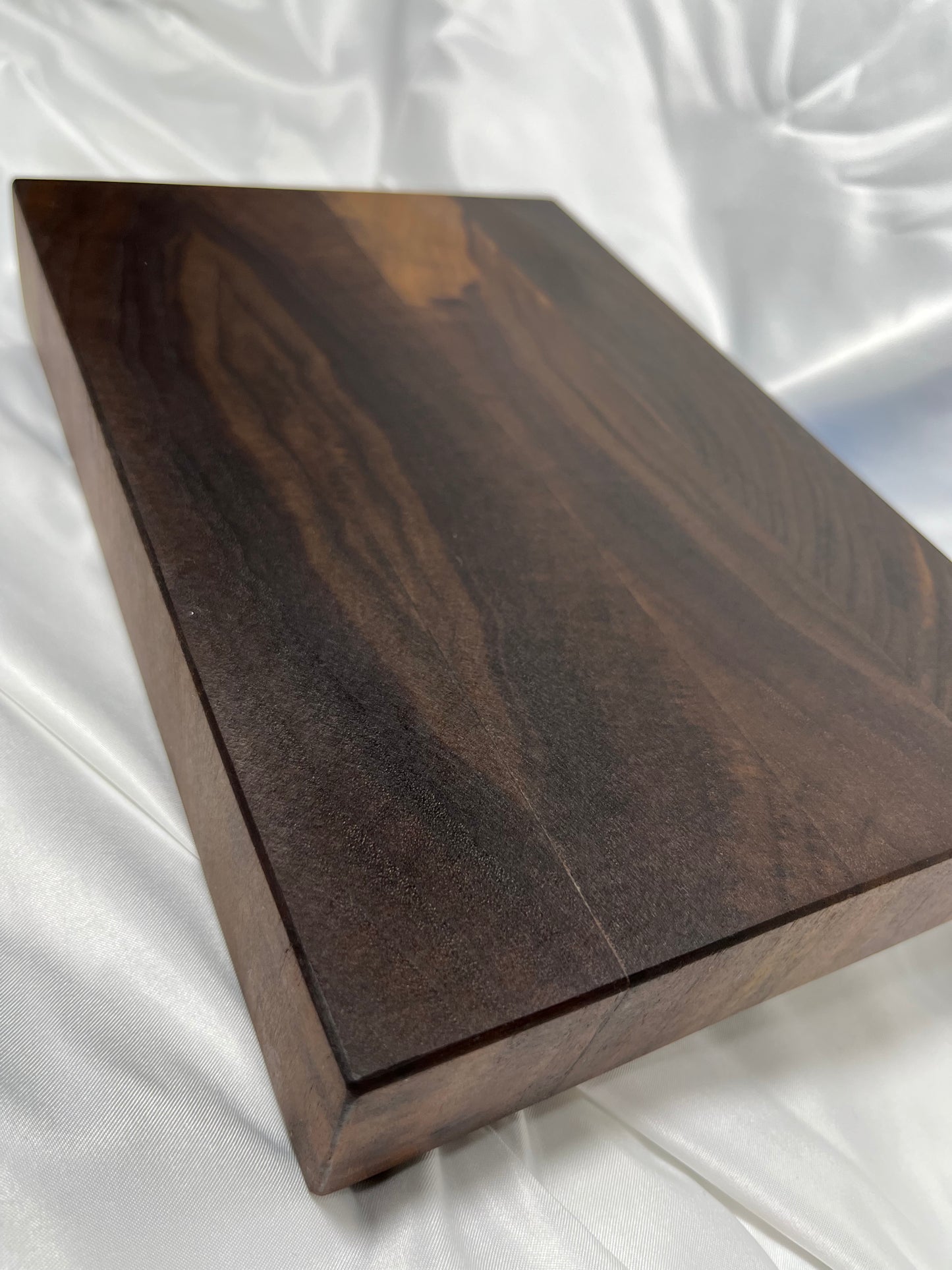 BLACK WALNUT MINI END GRAIN BUTCHER BLOCK